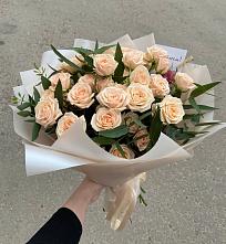 Букет Кремовые розы Латте в Красном Чикое