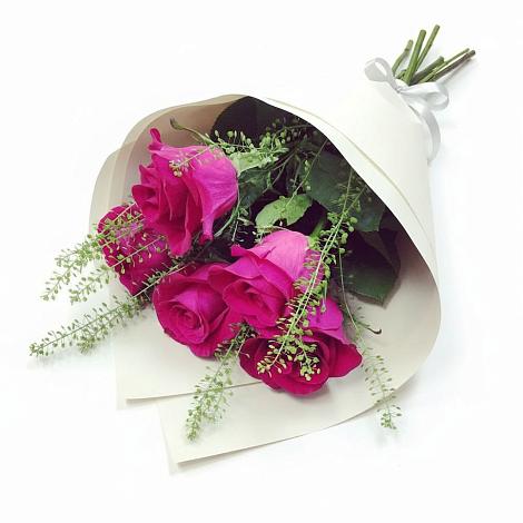 Букет цветов из: Розы в Красном Чикое