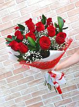 Букет цветов из:  Розы #REPLACE_PRED# Красном Чикое
